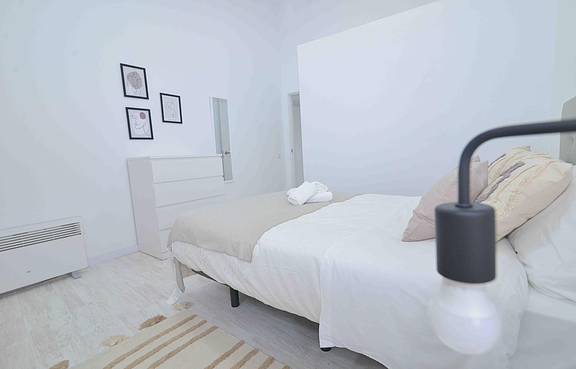 El Apartamento De San Cisneros By Just-Room Santander Esterno foto
