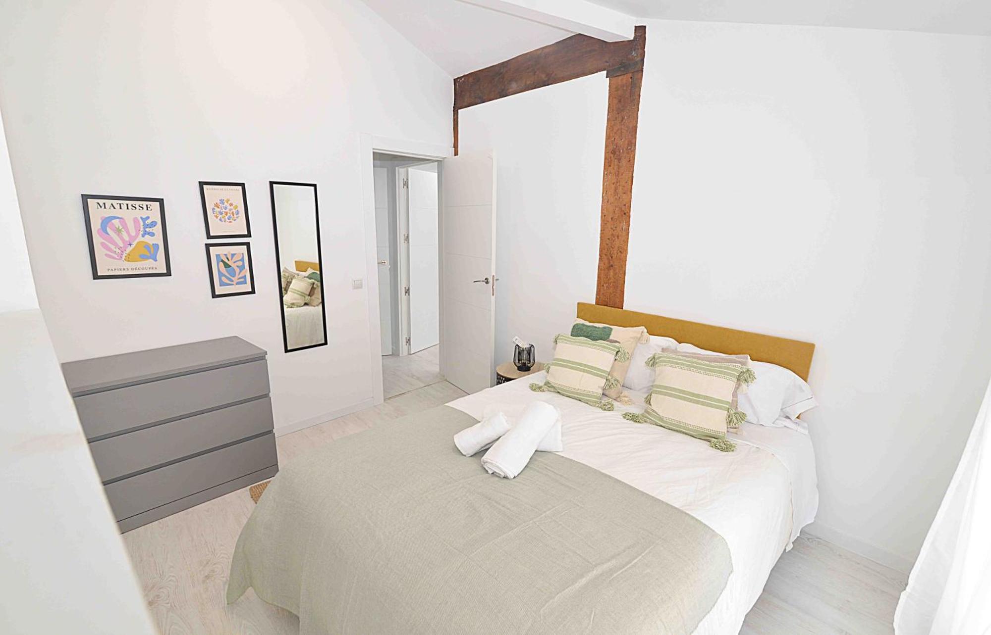 El Apartamento De San Cisneros By Just-Room Santander Esterno foto